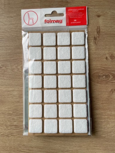 Samolepiaca plstená podložka 20mm 28 ks
