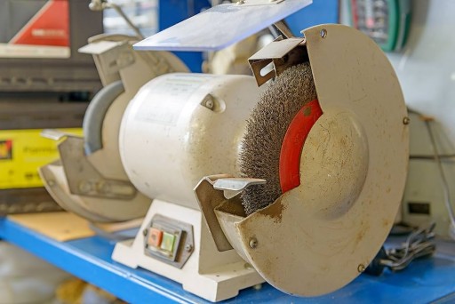 Drôtená kotúčová kefa na stolovú brúsku 125mm otvor 20mm s redukciou