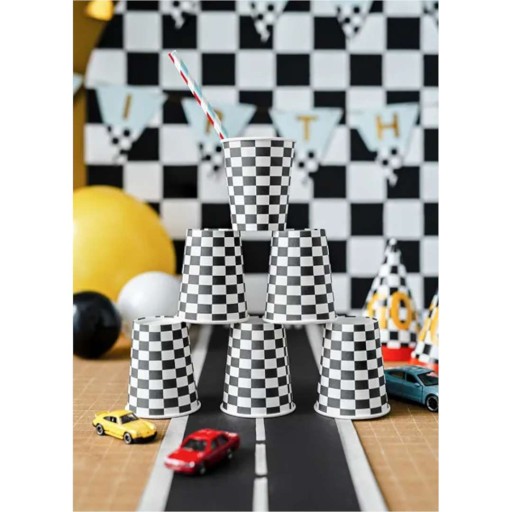 PAPIEROVÉ POHÁRKY ŠACHOVNICA racing PARTY CARS 220 ml 6 ks