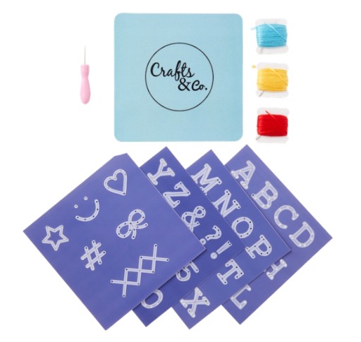 Crafts&Co 9-dielna sada na vyšívanie abecedy