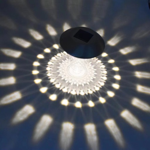 Solárna záhradná lampa CRYSTALS, LED osvetlenie chodníka, strieborná, MK
