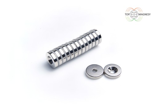 Magnet Hrudník MP 18x(9,5x4,5)x4 N38 na skrutk