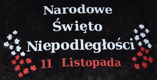 vlastenecká výzdoba tabuľa vitrína leták škol