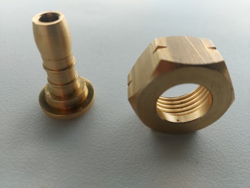 Dvojdielny VALCOVÝ KONEKTOR pre hadicu W 21,8L x 9 mm
