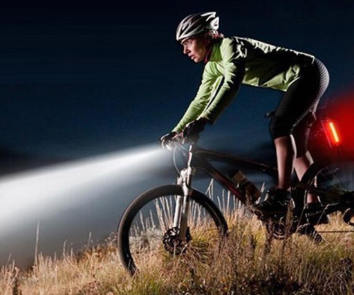 SET LED BICYKLOVÝCH SVETLÁ PREDNÝCH A ZADNÝCH NA BICYKEL + USB BICYKLE SVETLÁ