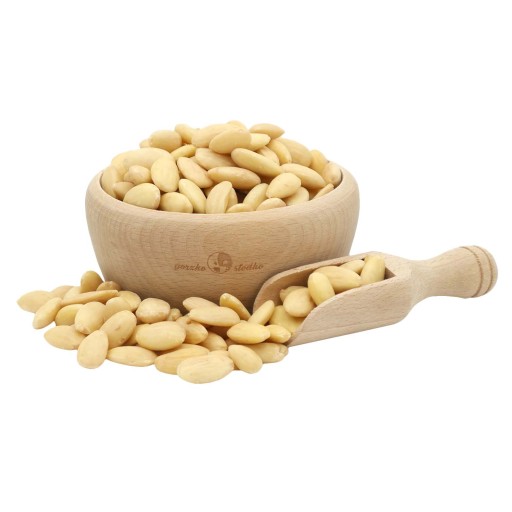BLANCHOVANÉ MANDLE snack orechový dezert 500g