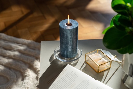 Sviečka Bolsius Rustic SHIMMER 80/68 MODRÁ