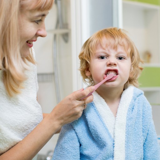 BabyOno Zubné kefky a prístroje na masáž ďasien 3 bal