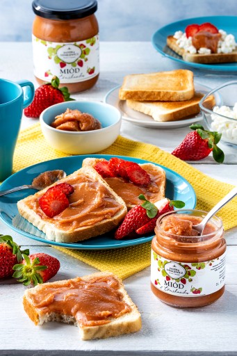 MED S JAHODOU 250G PASIEKA SIENKIEWICZ