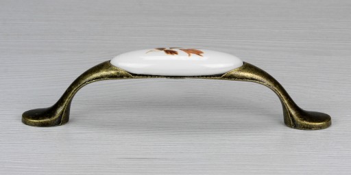 RETRO PORCELÁNOVÁ ÚCHYTKA NA NÁBYTOK S DEKOR ÚCHYTKA KUCHYNSKEJ SKRINÍK 96MM