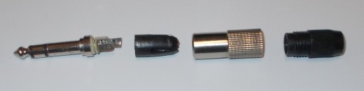 6,3 mm stereo veľký jack konektor prispájkovaný ku káblu