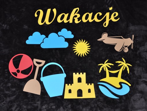 Letná loď výzdoba okien tabuľa vitrína škol
