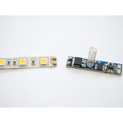 Pružinový DOTYKOVÝ SPÍNAČ 5A pre PROFILY LED pásov