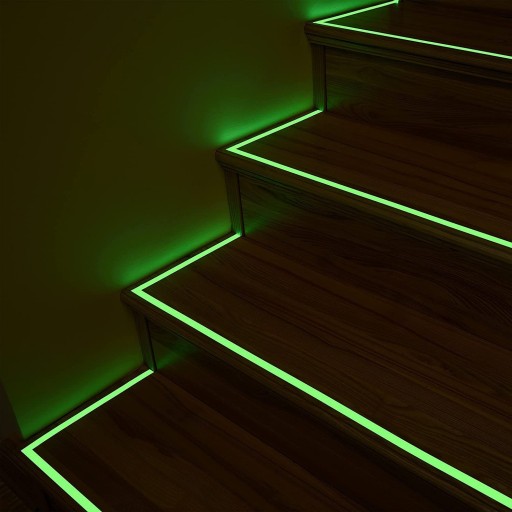 Fluorescenčná páska svietiaca v tme 5m