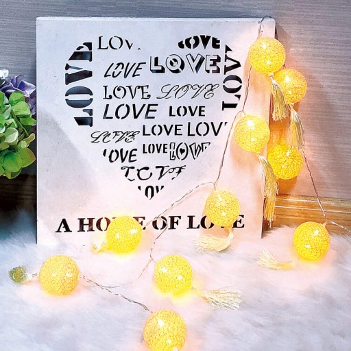 Cotton Balls svetelná retiazka girlanda 10 LED guličiek 6cm
