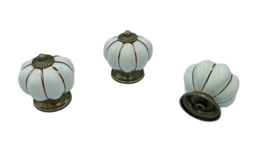 NÁBYTKOVÁ ÚCHYTKA TEKVICA STARÝ ZLATÝ PORCELÁN SADA x 3