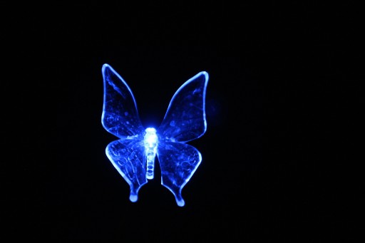 LED SOLÁRNA LAMPA MULTIKOLR RGB MOTÝLÍK