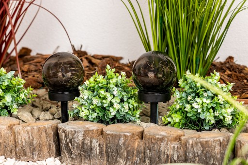 LED ZÁHRADNÁ LAMPA SOLÁRNA GUĽA Osadená DYMOVÁ GUĽA Ozdobný PIKE