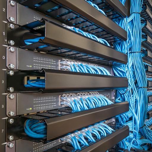 Montážna sada Qoltec M16 pre rackové skrine 50 ks.