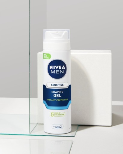 NIVEA Upokojujúci gél na holenie MEN Sensitive 200 ml