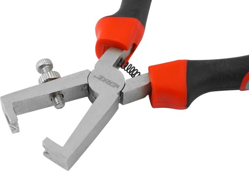 IZOLAČNÉ STIERKOVACIE KLIEŠTE 160 MM VERKE