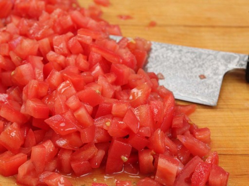 Vera Paradajkové kúsky bez šupky 400 g