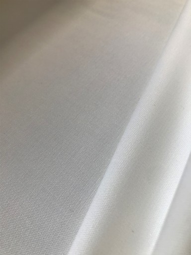 LÁTKA 100% BAVLNA OBLEČENIE 160CM KRÉM