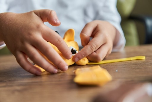 Plastelínová súprava na modelovanie cesta 12 farieb pre deti