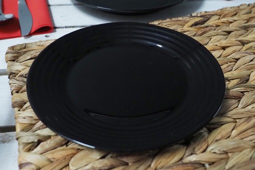 Dezertný tanier 19 cm čierny HARENA LUMINARC