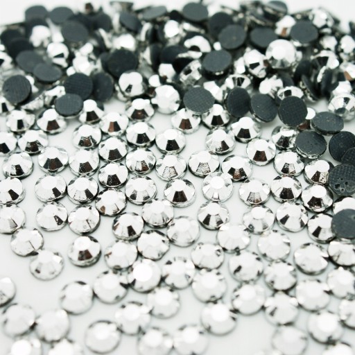 Thermo Crystals sklenené kamienky strieborné 4mm 1000ks