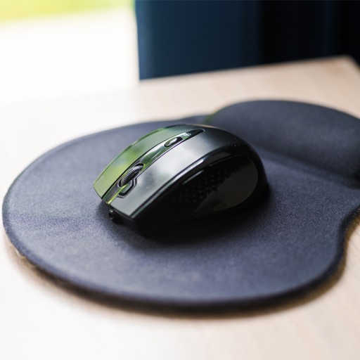 ERGONOMICKÁ PODLOŽKA NA ZÁPESTIE MYŠ