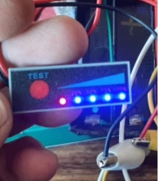 Tester nabíjania batérie 4S 13,2V - 16,8V