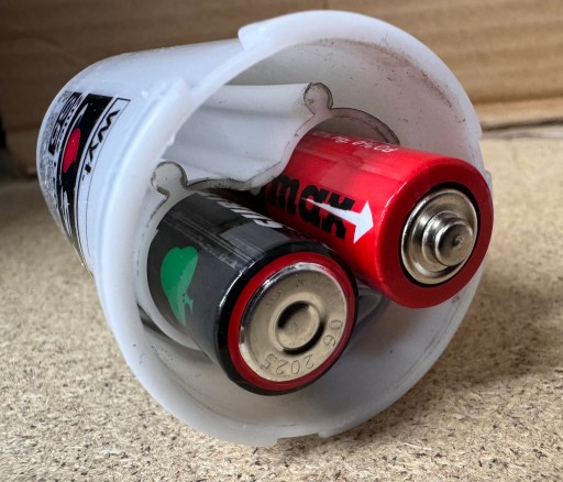 Subito LED vložka s batériami S5 do cca 1200h tmavo ružová cca 11cm