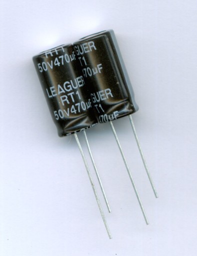 470uF 50V 470 µF 50 V LEAGUER (10 KS) ELEKTROLYTICKÝ KONDENZÁTOR