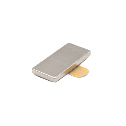 NEODYMOVÝ MAGNET 10x5x1 mm TANIEK S LEPIKOM 3M HUNTER PÁSKA - 10 KS