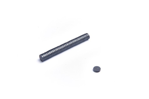 Cylindrický feritový magnet MW 8x2 F30 100 ks.