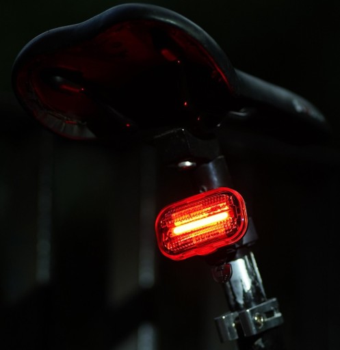 ZADNÉ svetlo na bicykel 15 LED čip, 2216 batéria