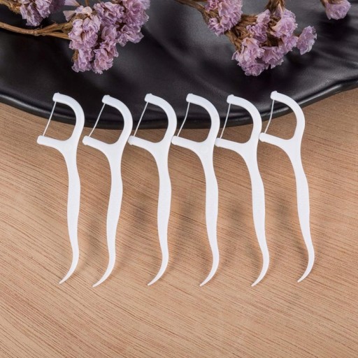 DENTAL Flosser ZUBNÉ PIKY S Flosser niťou na zuby s držiakom nite 30 ks