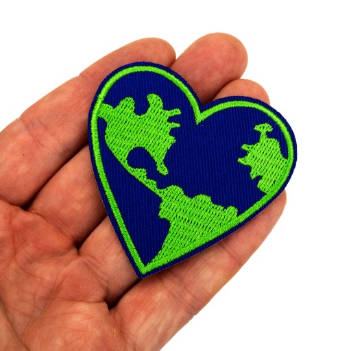 Nažehľovacia termo náplasť Planet Earth Heart