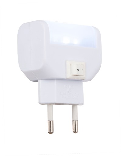 Zásuvná nočná lampa do zásuvky CHASER Globo