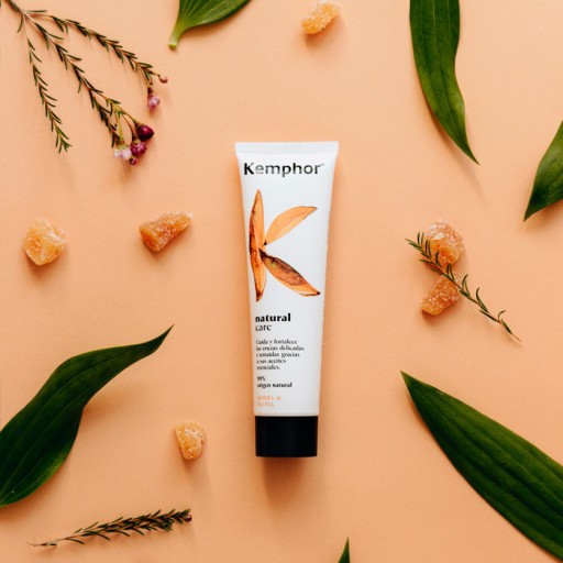 KEMPHOR Natural Care s myrhou, šalviou, 99% prírodných zložiek, s fluoridom