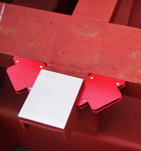 MAGNETICKÝ UHLOVÝ MAGNET 22,5KG