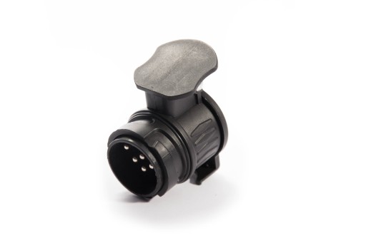 Adaptér, redukcia 13/7 PIN zásuvky