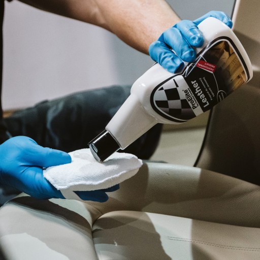 ČISTIČ AUTOKOŽE 250ml