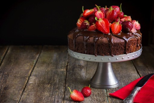 PARAFÍNOVÁ SVIEČKOVÁ VÔŇA, JAHODOVÁ TORTA 10 ML
