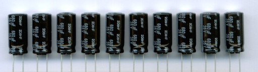680uF 35V NÍZKY ESR 680 µF 35 V (10 KS) ELEKTROLYTICKÝ KONDENZÁTOR