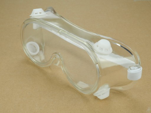 BUSINESS GLASSES univerzálne ochranné okuliare na ochranu zdravia pri práci