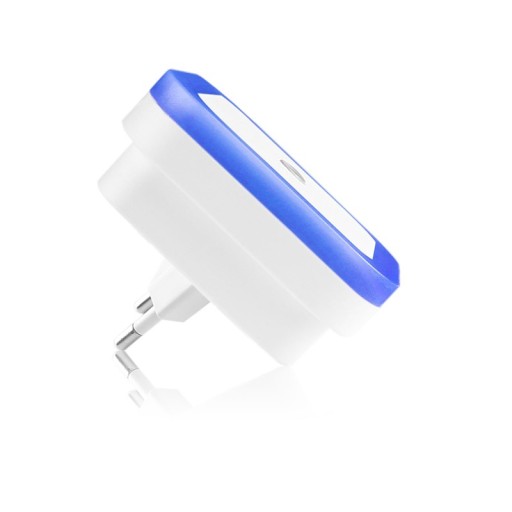 LED nočná lampa pre prepojenie so senzorom súmraku