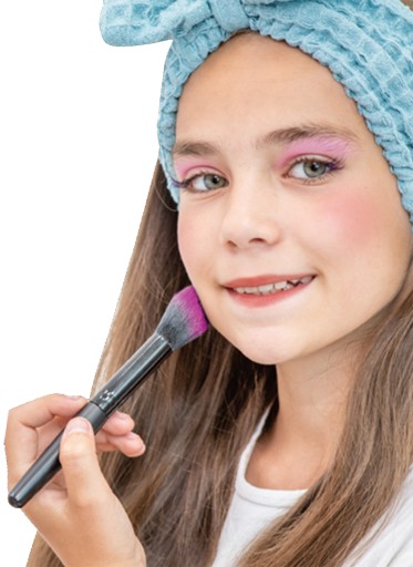 Make-up set s kozmetikou a tieňmi v uzamykateľnej krabičke
