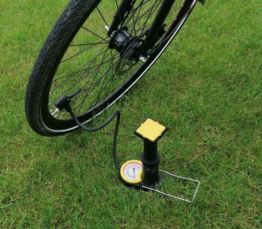 Nožná pumpa na dofukovanie kolies minibicykla, autíčka, hroty WMC TOOLS